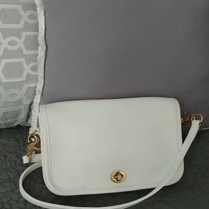 Coach Pocket Purse white leather crossbody 9755